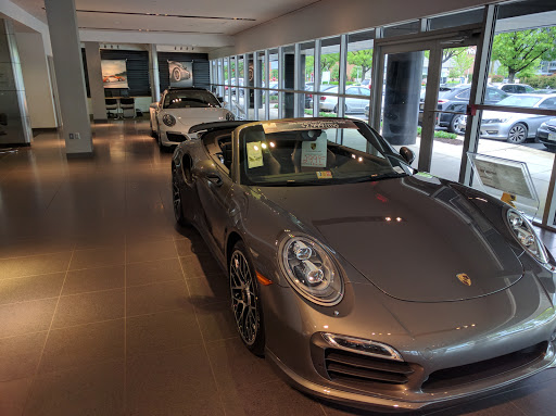 Porsche Dealer «Porsche of Tysons Corner», reviews and photos, 8601 Westwood Center Dr, Vienna, VA 22182, USA