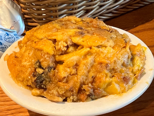 American Restaurant «Cracker Barrel Old Country Store», reviews and photos, 2920 Hospitality St, Tallahassee, FL 32303, USA