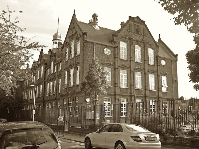 Sandringham Primary School - London