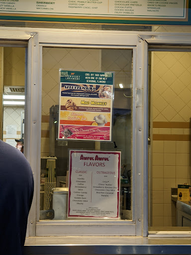 American Restaurant «Newport Creamery», reviews and photos, 1256 Warwick Ave, Warwick, RI 02888, USA