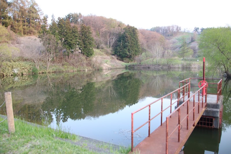 芹沢公園