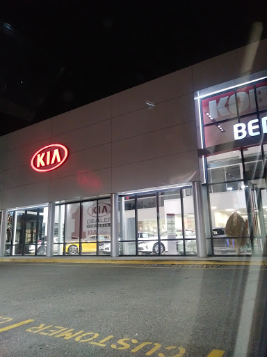 Car Dealer «Kia of Bedford», reviews and photos, 18180 Rockside Rd, Bedford, OH 44146, USA