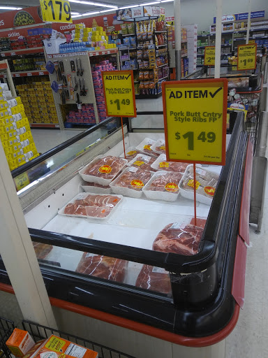 Grocery Store «Save-A-Lot», reviews and photos, 3901 Fort St, Wyandotte, MI 48192, USA