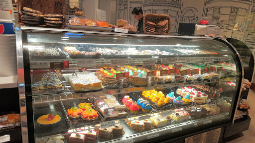 Shopping Mall «Arrowhead Towne Center», reviews and photos, 7700 W Arrowhead Towne Center, Glendale, AZ 85308, USA