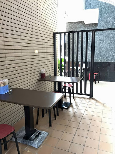 117速餐間_早餐店啦~