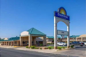 Days Inn by Wyndham Roswell image