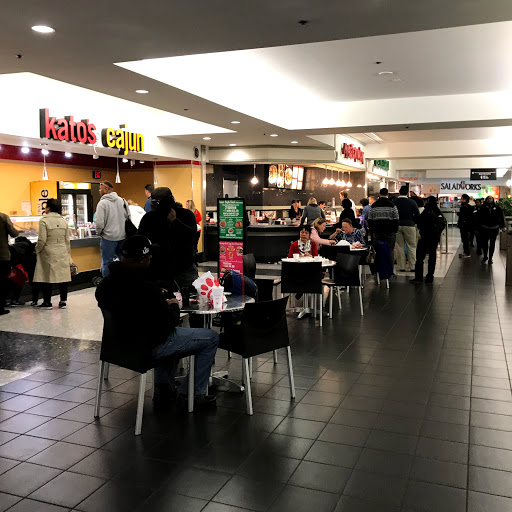 Shopping Mall «The Shops at Liberty Place», reviews and photos, 1625 Chestnut St, Philadelphia, PA 19103, USA