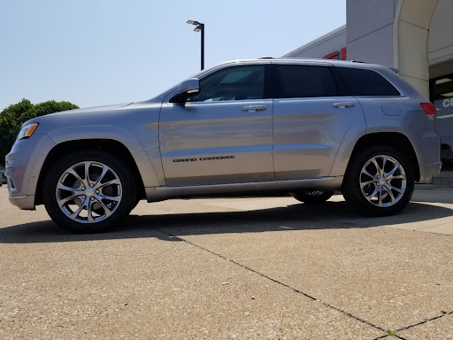 Car Dealer «Kasper Chrysler Dodge Jeep», reviews and photos, 2206 Cleveland Rd W, Sandusky, OH 44870, USA