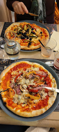 Pizza du Pizzeria La Piazzeta à Mont-Saint-Martin - n°4