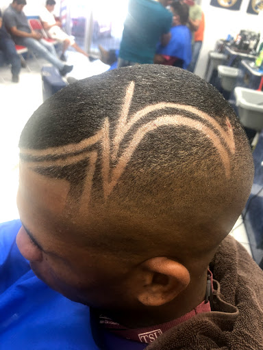 Barber Shop «Vip Barber Shop», reviews and photos, 120 E Little York Rd, Houston, TX 77076, USA