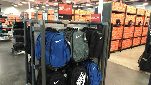 Outlet Mall «Sanibel Outlets», reviews and photos, 20350 Summerlin Rd, Fort Myers, FL 33908, USA