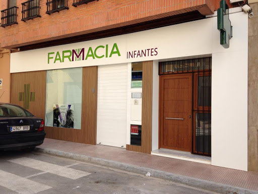 Información y opiniones sobre Farmacia Infantes de Vergel