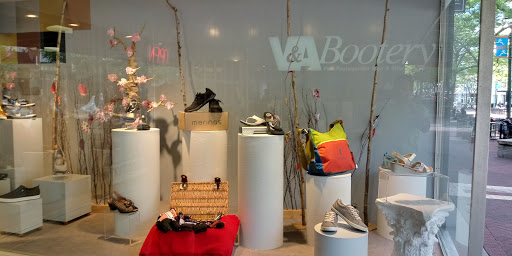 Shoe Store «V&A Bootery - Kalamazoo», reviews and photos, 202 S Burdick St, Kalamazoo, MI 49007, USA