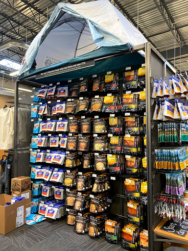 Camping Store «REI», reviews and photos, 6281 W 135th St, Overland Park, KS 66223, USA