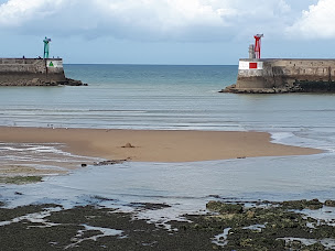 Photo n°21 de Grand Hôtel de la Marine à Port-en-Bessin-Huppain ()