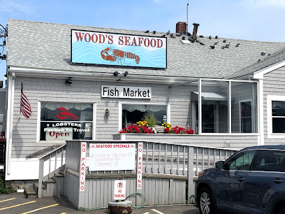 Wood,s Seafood - 15 Town Wharf, Plymouth, MA 02360