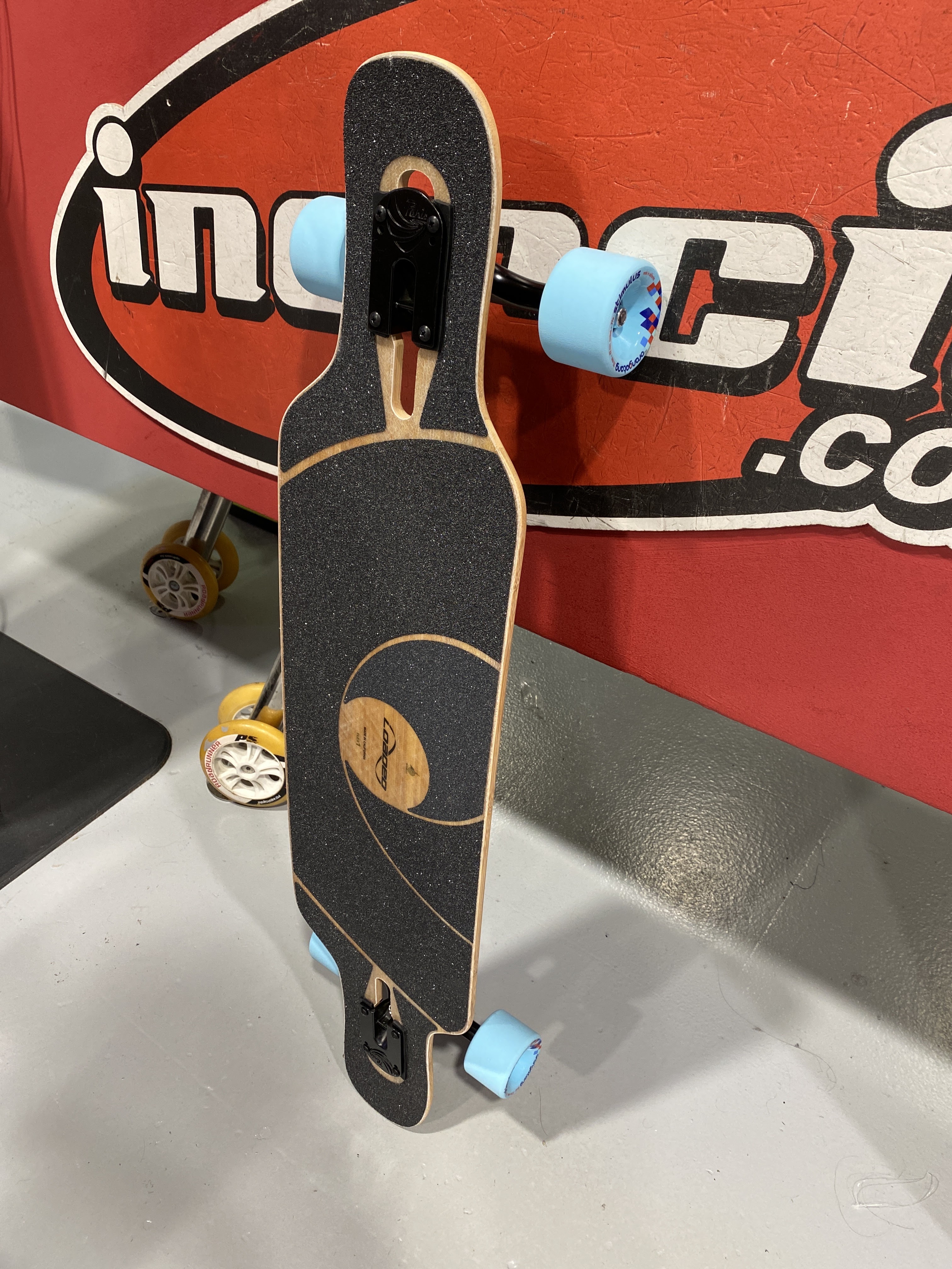 Inercia.com - Tienda de patines, longboard, patinete y skate en Barcelona - 18