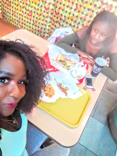 Movie Theater «North Riverside Luxury 6: Classic Cinemas», reviews and photos, 7501 W Cermak Rd, Riverside, IL 60546, USA