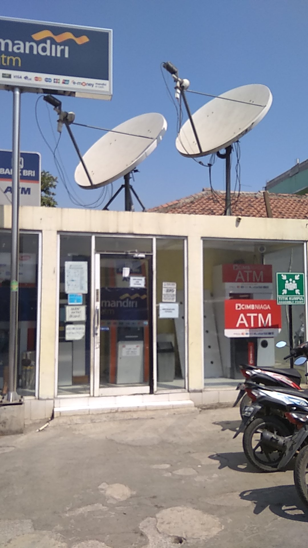 ATM CIMB NIAGA (ATM Center Cahaya Medika)