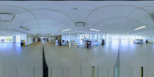 Volkswagen Dealer «Elgin Volkswagen», reviews and photos, 2630 Auto Mall Dr, Elgin, IL 60124, USA