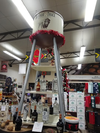 Liquor Store «Liquor City Uncorked», reviews and photos, 501 Crescent Ave, Covington, KY 41011, USA