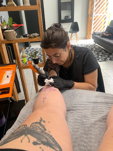 Logo da empresa - Mariane Canuto Tattoo