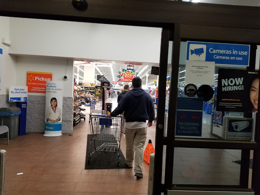 Department Store «Walmart Supercenter», reviews and photos, 235 E Dorset Dr, Dixon, CA 95620, USA