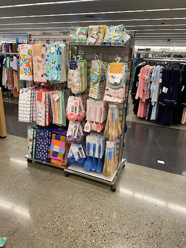 Department Store «Nordstrom Rack», reviews and photos, 3920 124th Ave SE, Bellevue, WA 98006, USA