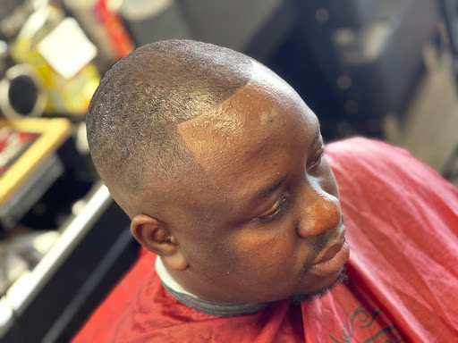 Barber Shop «Ridges Barber Shop and Beauty Salon - Ethnic Hair Care», reviews and photos, 7630 Fry Rd Ste 500, Cypress, TX 77433, USA