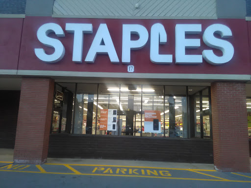 Staples, 17 Paradise Rd, Salem, MA 01970, USA, 
