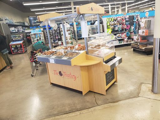 Pet Supply Store «Petco Animal Supplies», reviews and photos, 5 Bel Air S Pkwy #213B, Bel Air, MD 21014, USA