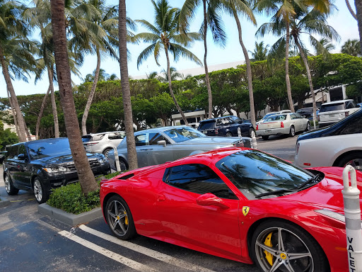 Clothing Store «Neiman Marcus», reviews and photos, 9700 Collins Ave, Bal Harbour, FL 33154, USA