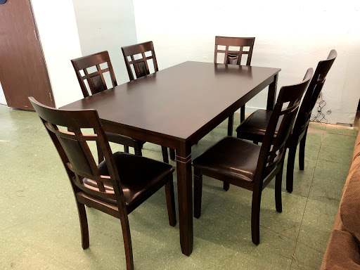 Furniture Store «C W Furnishings Inc», reviews and photos, 501 W St, Sacramento, CA 95818, USA