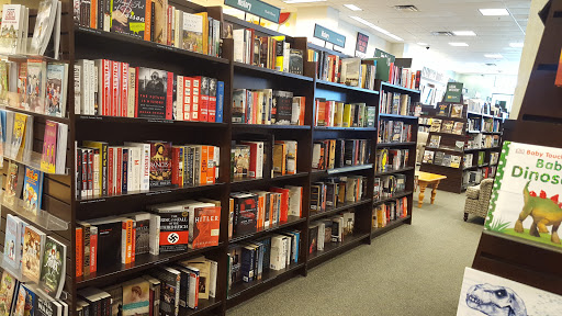 Shopping Mall «The Shops At Fallen Timbers», reviews and photos, 3100 Main St #1599, Maumee, OH 43537, USA