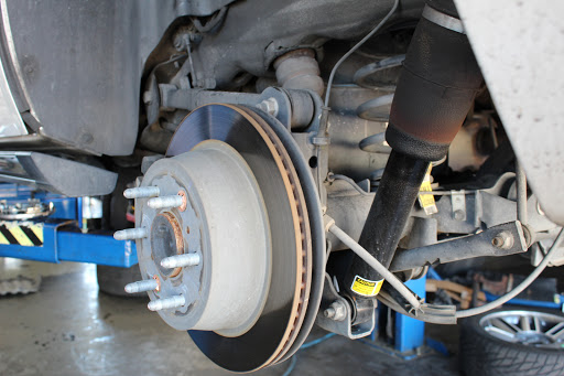 Auto Repair Shop «R & M Auto Repair Xperts», reviews and photos, 3190 E Sunset Rd C, Las Vegas, NV 89120, USA