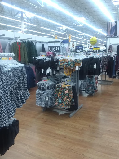 Department Store «Walmart Supercenter», reviews and photos, 5100 Okeechobee Rd, Fort Pierce, FL 34947, USA