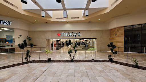Shopping Mall «Bayfair Center», reviews and photos, 15555 E 14th St, San Leandro, CA 94578, USA