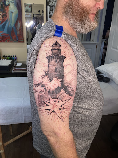 Explore easy henna tattoo ideas, creative tattoo ideas in Richmond, available at Loose Screw Tattoo