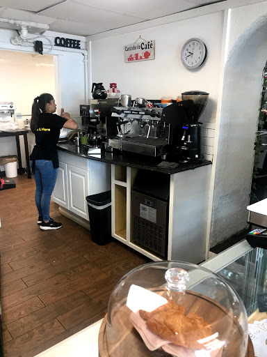 Coffee Shop «Araras Coffee & More», reviews and photos, 406 Mamaroneck Ave C, White Plains, NY 10605, USA
