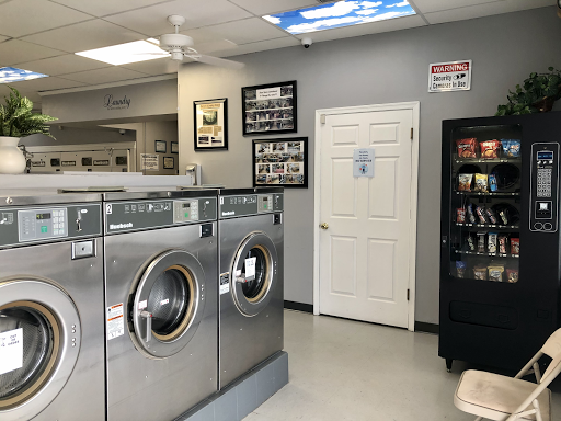 Laundromat «Soap Opera Laundromat», reviews and photos, 1365 N Main St, Hampstead, MD 21074, USA