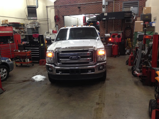 Auto Repair Shop «Hillside Automotive Center Inc», reviews and photos, 54 Hillside Ave, Hartford, CT 06106, USA