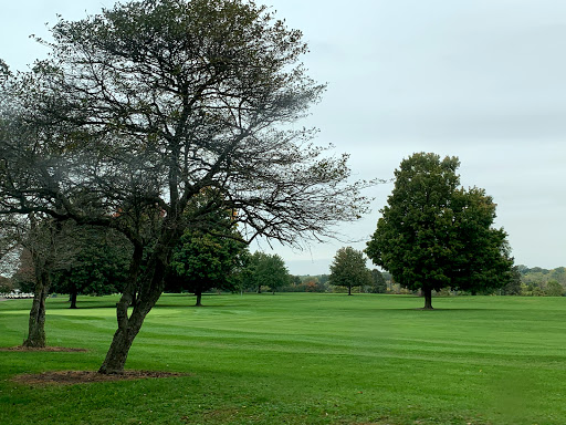 Golf Course «Huron Hills Golf Course», reviews and photos, 3465 E Huron River Dr, Ann Arbor, MI 48104, USA