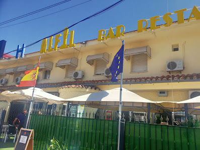 Hostal Restaurante Alfil Carretera N-V, Km 108, Polígono Industrial Soto de, 45683 Cazalegas, Toledo, España