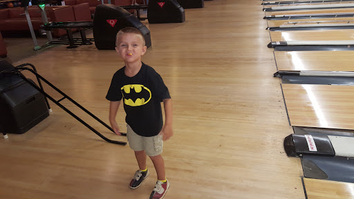 Bowling Alley «Stuart Bowl - Lanes & Lounge», reviews and photos, 1638 SE Federal Hwy, Stuart, FL 34994, USA