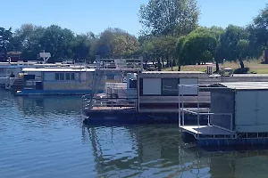 Club Cazadores y Pescadores de Hernando image