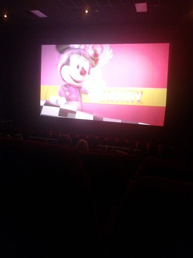 Movie Theater «Regal Cinemas Hollywood 10 - St. Joseph», reviews and photos, 5405 N Belt Hwy, St Joseph, MO 64506, USA