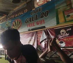 Cafe Gaul 20 photo