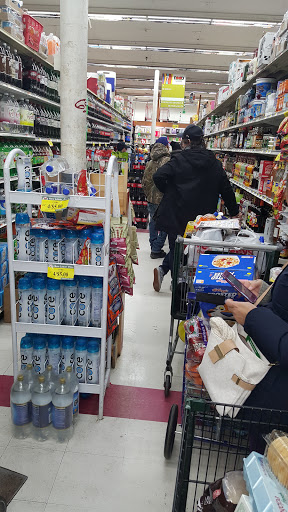 Supermarket «Gates Avenue Food Bazaar Supermarket», reviews and photos, 1590 Gates Ave, Ridgewood, NY 11385, USA