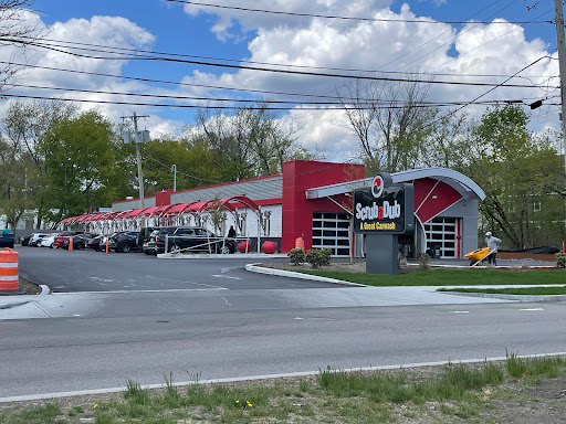 ScrubaDub Car Wash en Roslindale