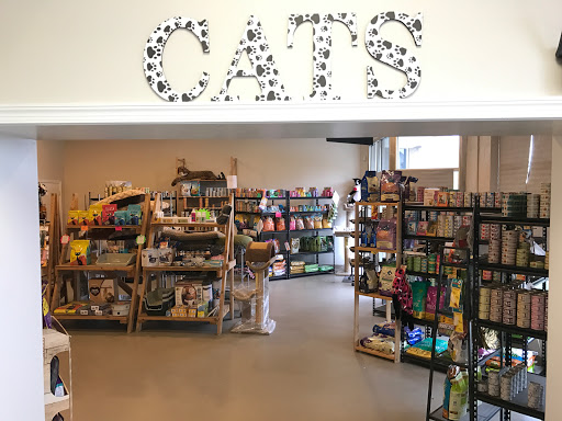 Pet Supply Store «Crunchies Natural Pet Foods», reviews and photos, 2421 Crofton Ln # 11, Crofton, MD 21114, USA